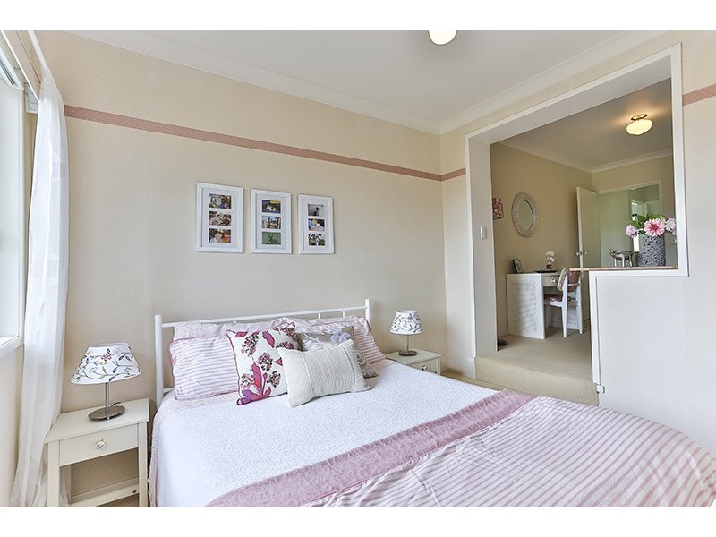 24 Coverdale Crescent, Cotswold Hills QLD 4350