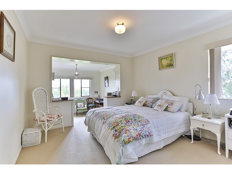 24 Coverdale Crescent, Cotswold Hills QLD 4350