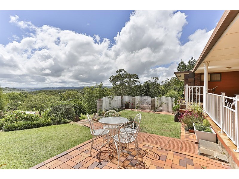 24 Coverdale Crescent, Cotswold Hills QLD 4350