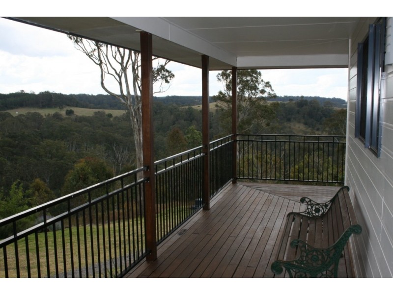 86 Forest Drive, Hampton QLD 4352