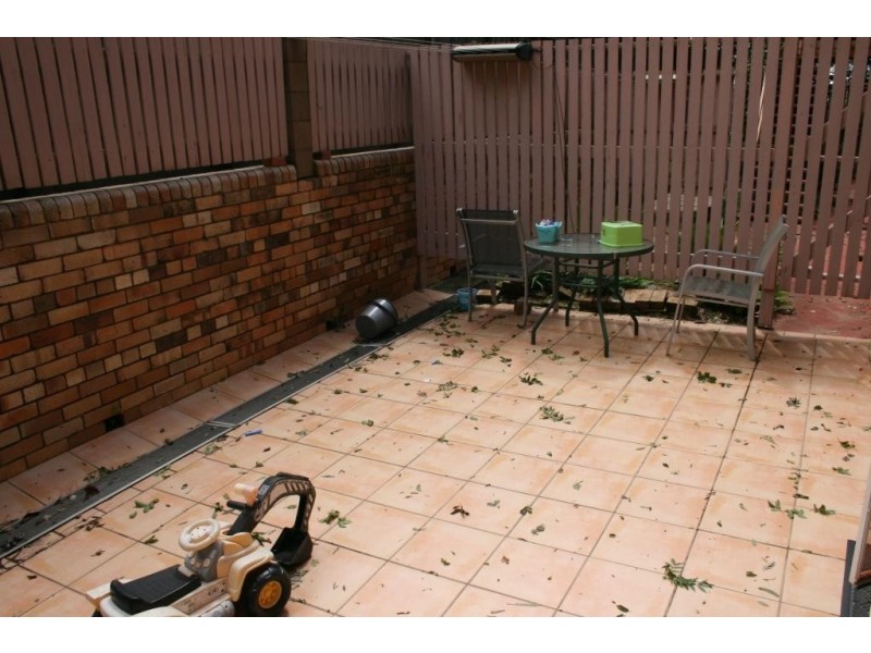 3/18 Glendower Street, Mount Lofty QLD 4350