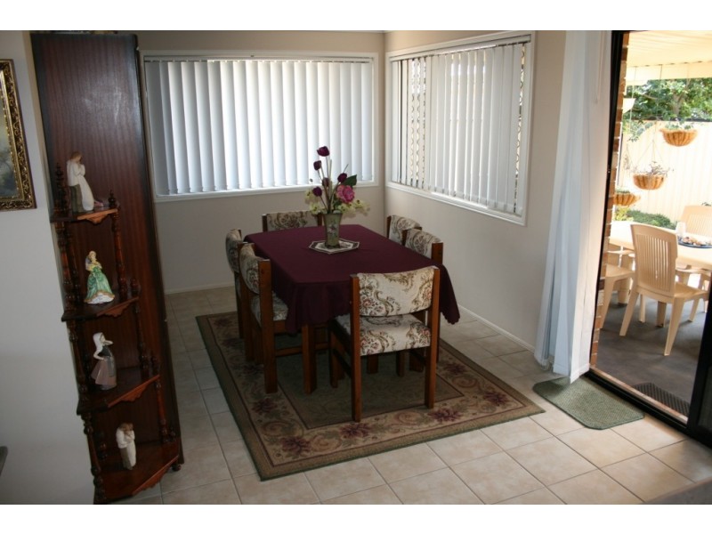 12 Monash Lane, Newtown QLD 4350