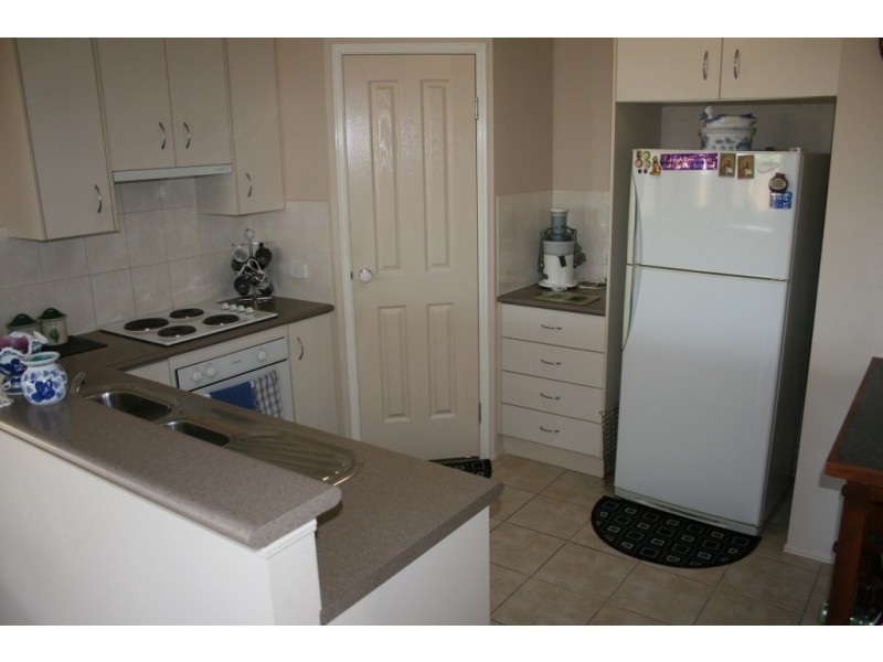 12 Monash Lane, Newtown QLD 4350