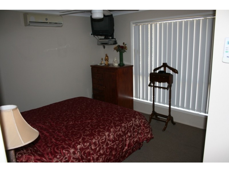 12 Monash Lane, Newtown QLD 4350