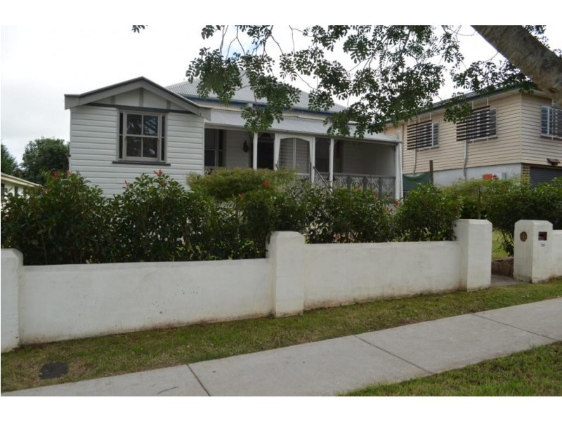 137 Jellicoe Street, North Toowoomba QLD 4350
