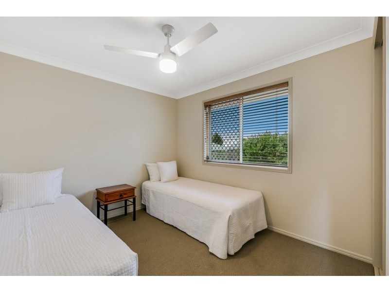 1/4a Llewellyn Street, Centenary Heights QLD 4350