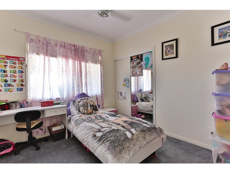 40 Peters Road, Meringandan West QLD 4352