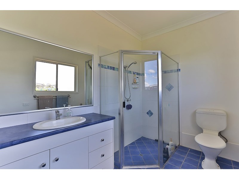 40 Peters Road, Meringandan West QLD 4352