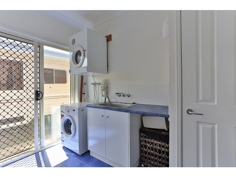 40 Peters Road, Meringandan West QLD 4352