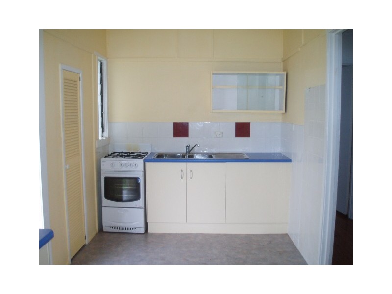 8 Sheehan Street, South Toowoomba QLD 4350