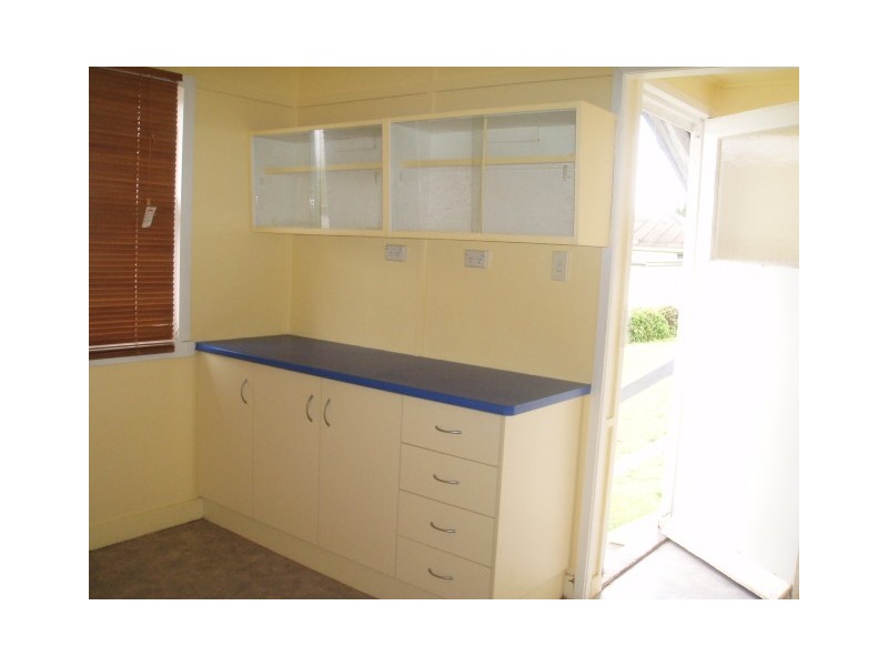 8 Sheehan Street, South Toowoomba QLD 4350