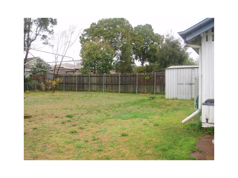 8 Sheehan Street, South Toowoomba QLD 4350