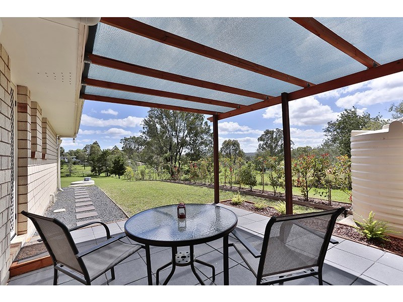 15 William Street, Meringandan West QLD 4352