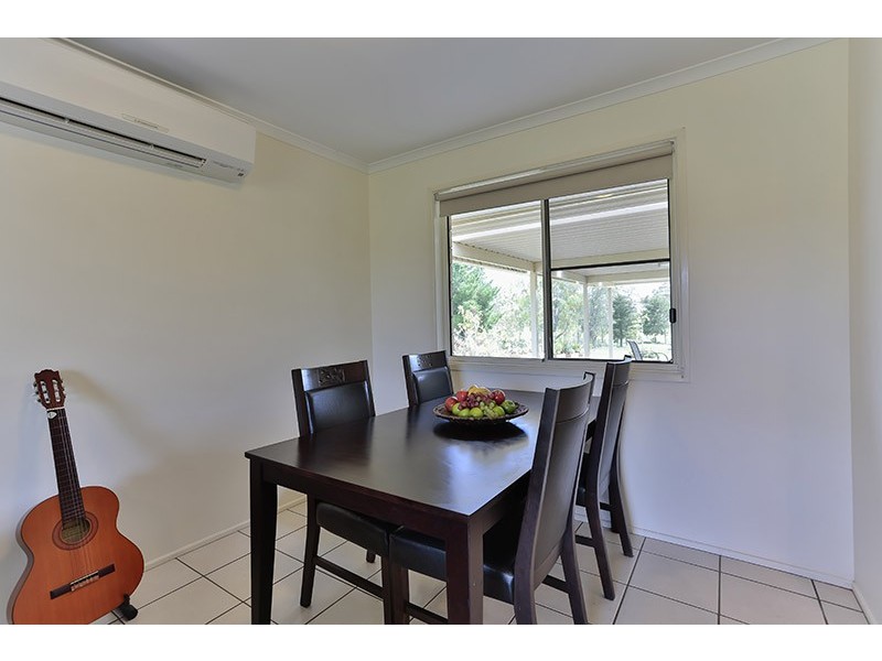 15 William Street, Meringandan West QLD 4352