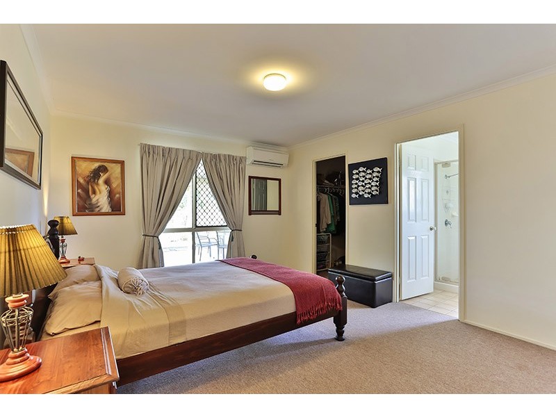 15 William Street, Meringandan West QLD 4352