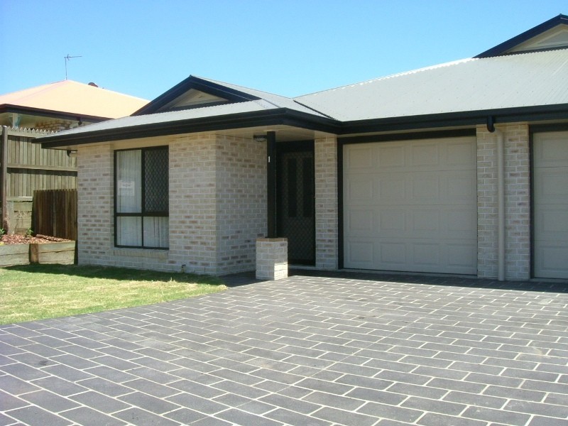 1/9 Horrocks Crescent, Kearneys Spring QLD 4350