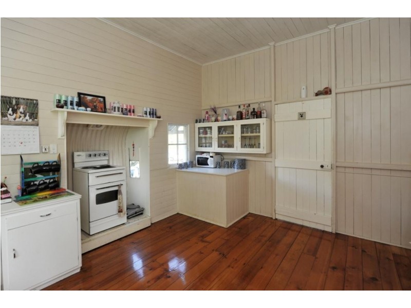 48 Monash Street, Newtown QLD 4350