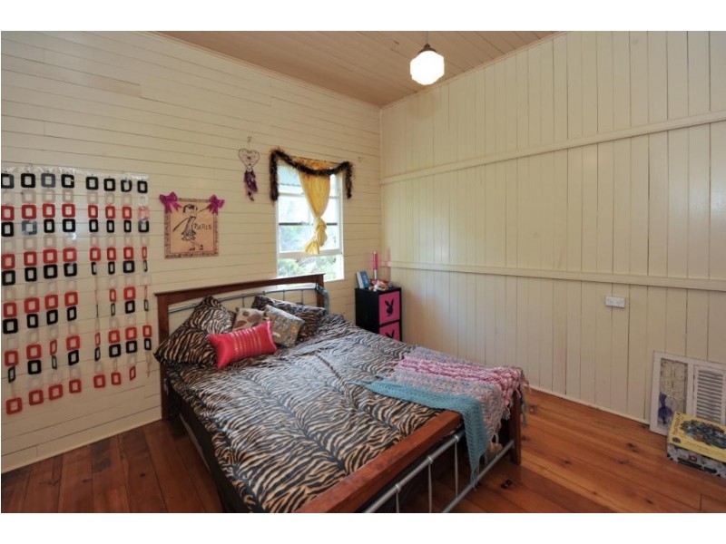 48 Monash Street, Newtown QLD 4350