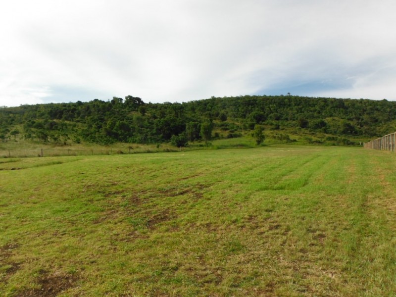 13 Panorama Cr, Gowrie Junction QLD 4352