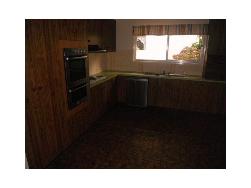 8 Kimmins Street, Rangeville QLD 4350