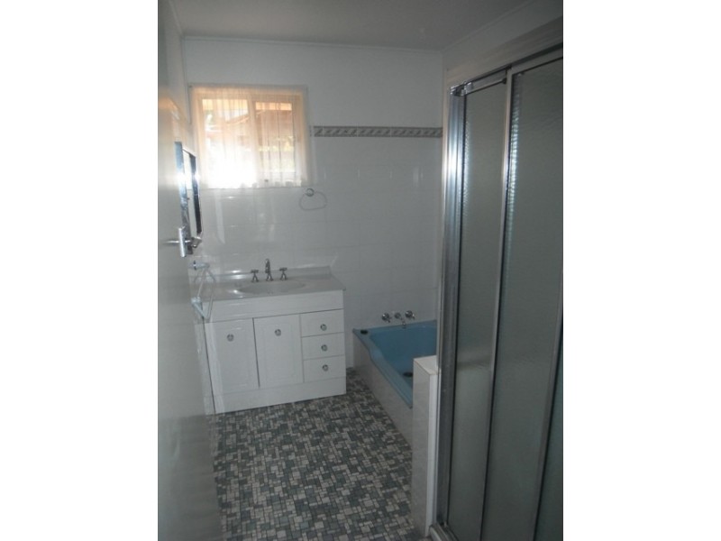 8 Kimmins Street, Rangeville QLD 4350