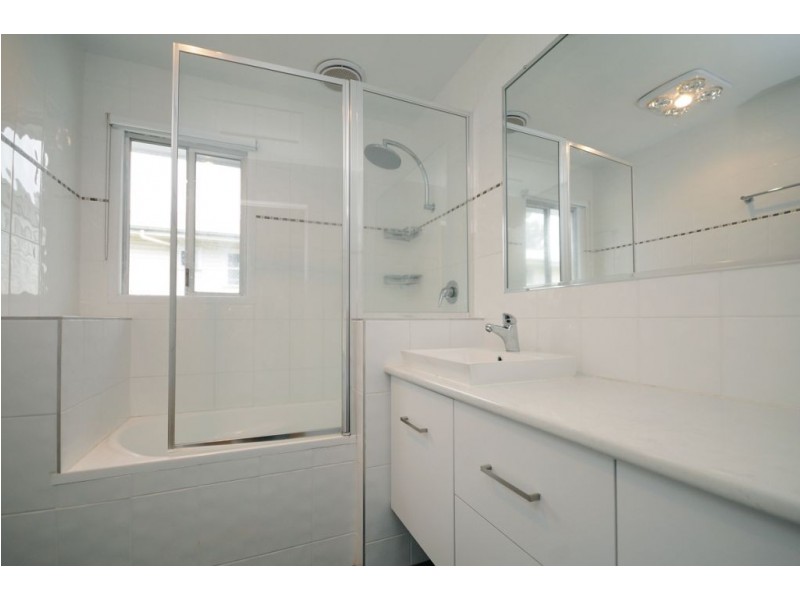 11 Acacia Ave, Rangeville QLD 4350