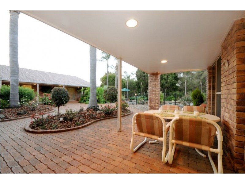 8 Dhal Street Cotswold Hills, Toowoomba QLD 4350