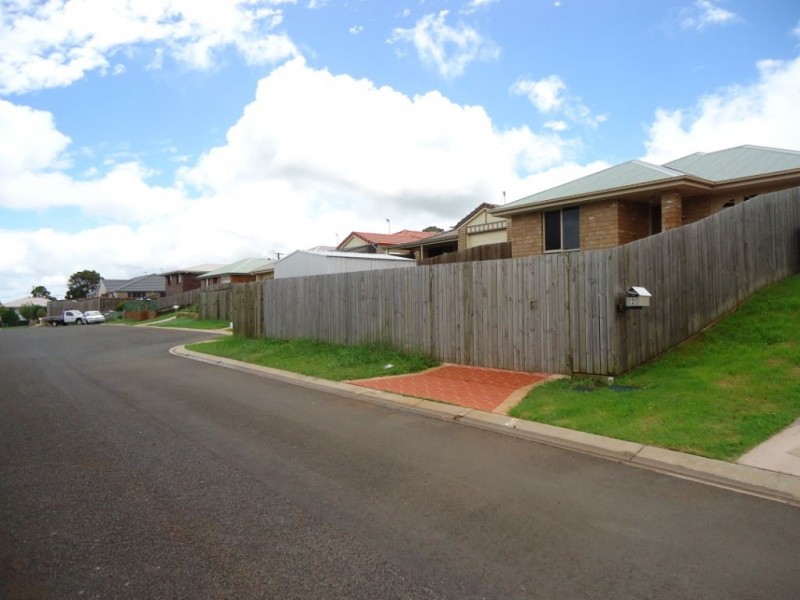 4 Flynn Street, Toowoomba QLD 4350