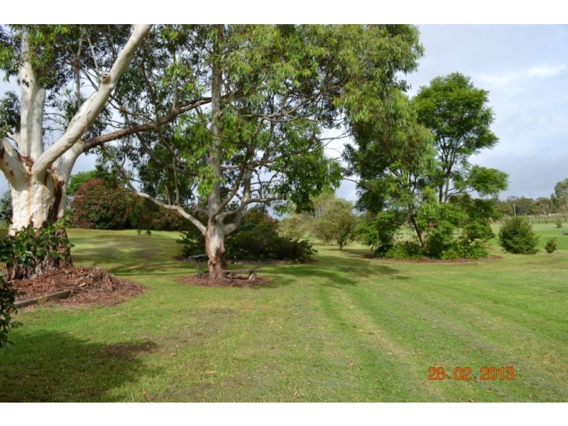 252 Meringandan Road, Highfields QLD 4352