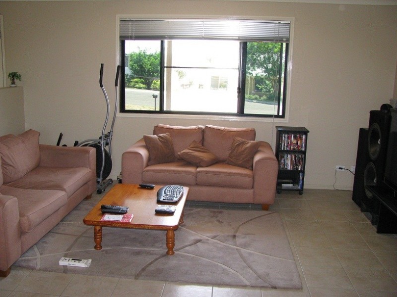 19 Bell Street, Greenmount QLD 4359