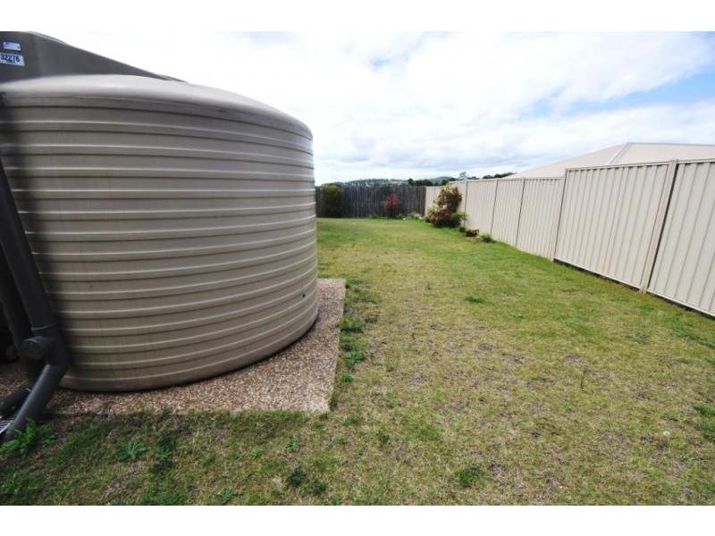 94 Hogg Street, Wilsonton Heights QLD 4350