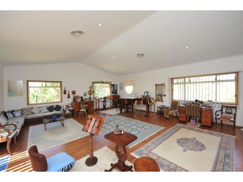 26-28 Dippel Street, Middle Ridge QLD 4350