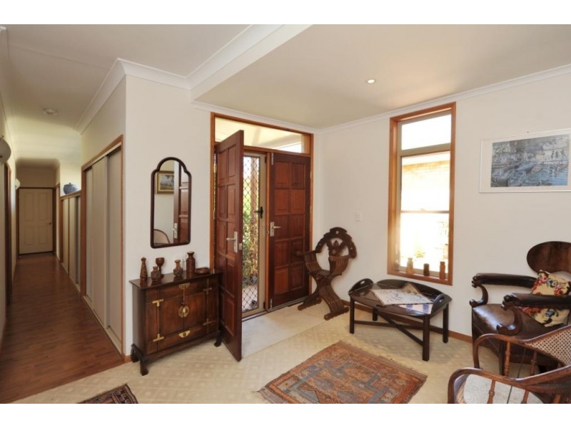 26-28 Dippel Street, Middle Ridge QLD 4350