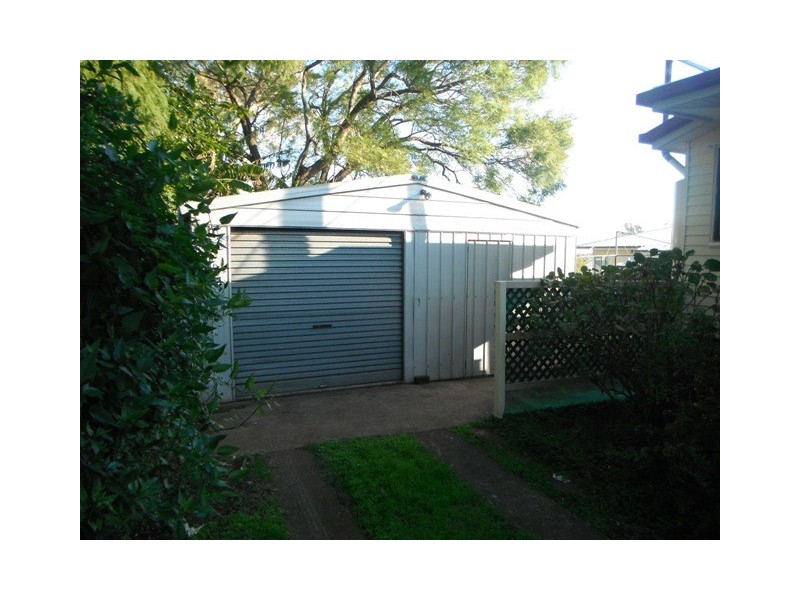 3 Gleeson Crescent, Harlaxton QLD 4350