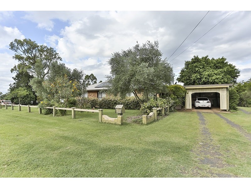 10 Highview Street, Meringandan West QLD 4352