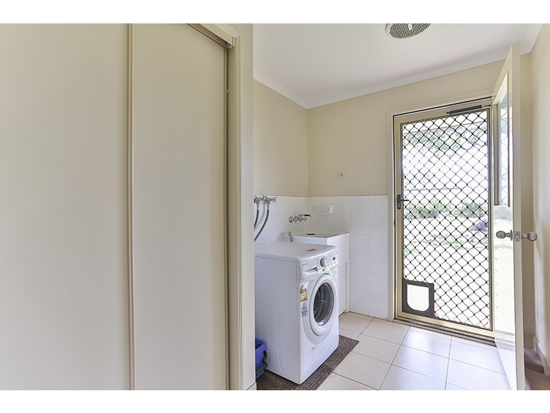 88 Peters Road, Meringandan West QLD 4352