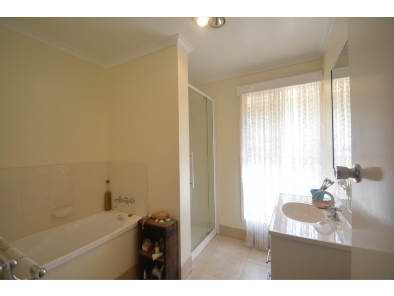 705 Anzac Avenue, Drayton QLD 4350