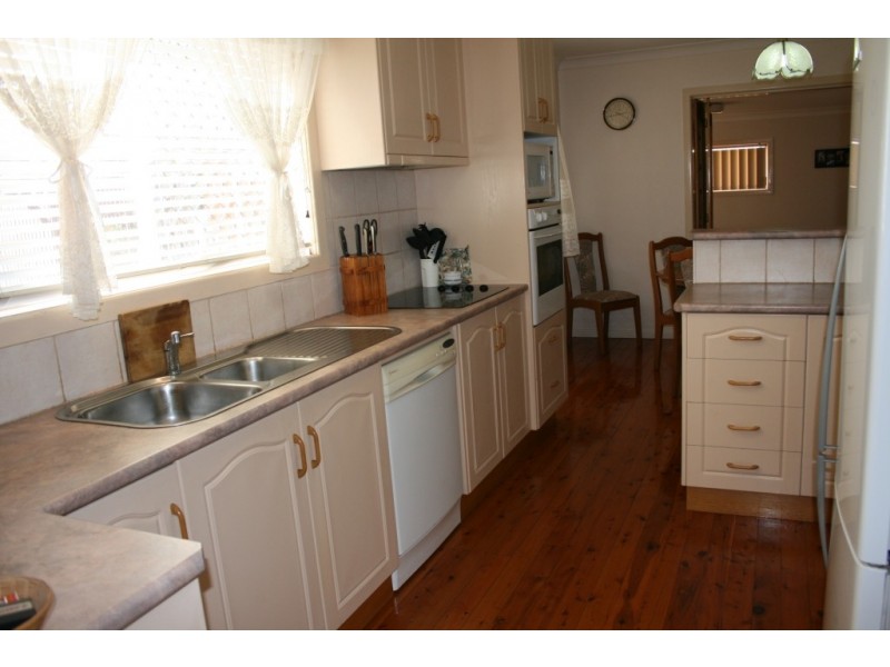 93 Alderley Street, Rangeville QLD 4350