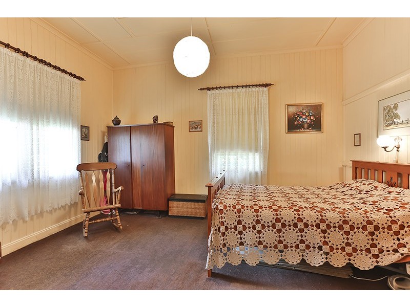 35 Cumming Street, North Toowoomba QLD 4350