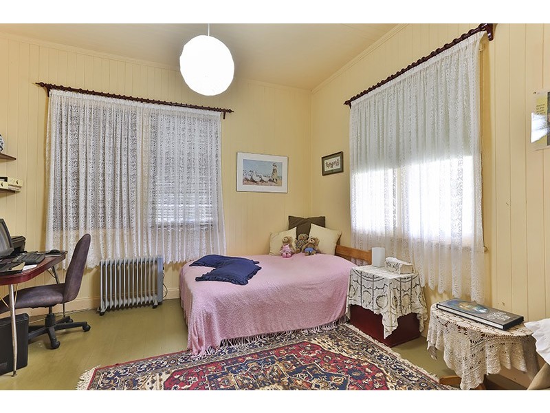 35 Cumming Street, North Toowoomba QLD 4350