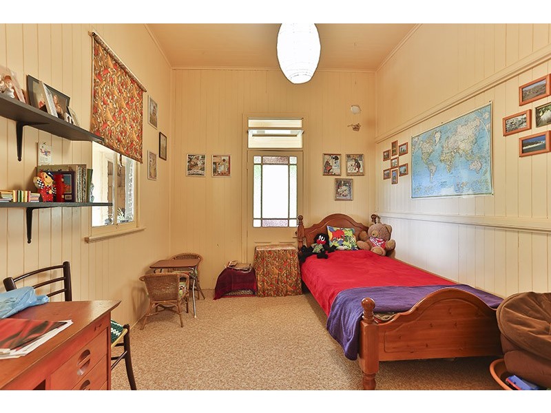 35 Cumming Street, North Toowoomba QLD 4350