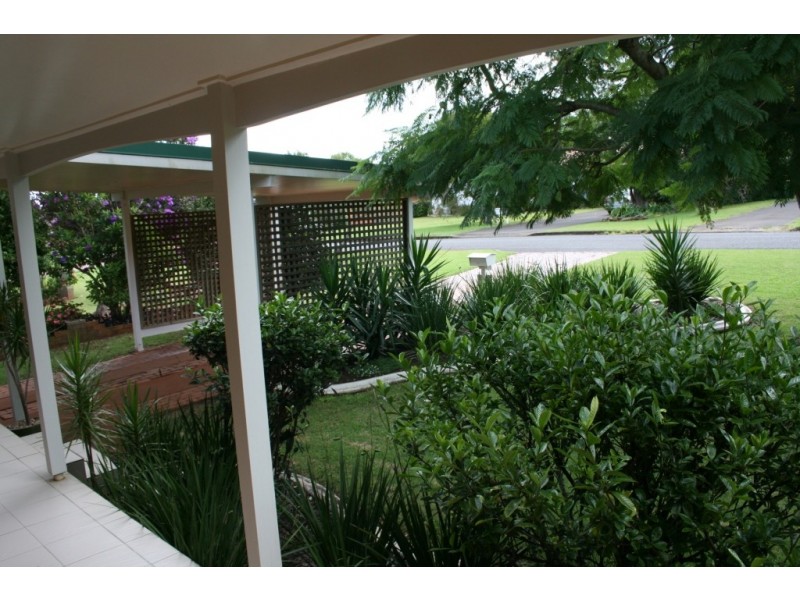 14 Tracey Street, Rangeville QLD 4350