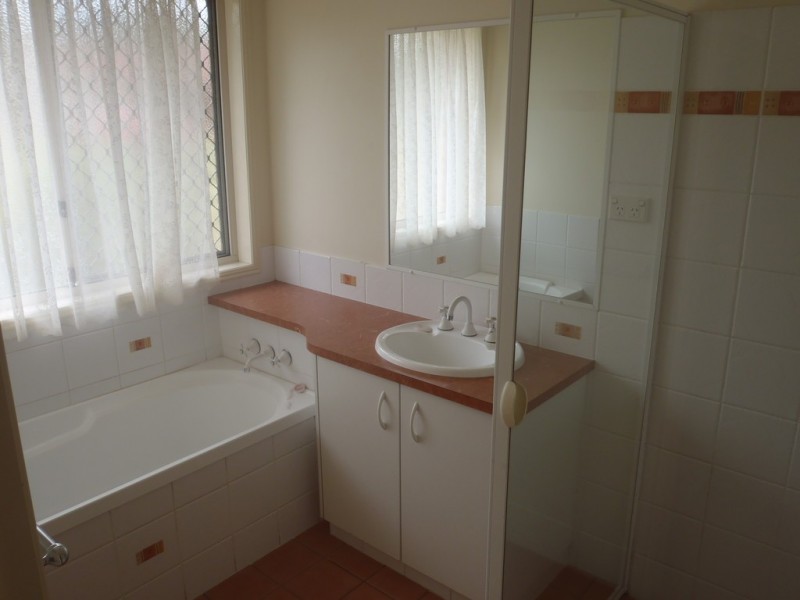 5 Norman Court, Westbrook QLD 4350