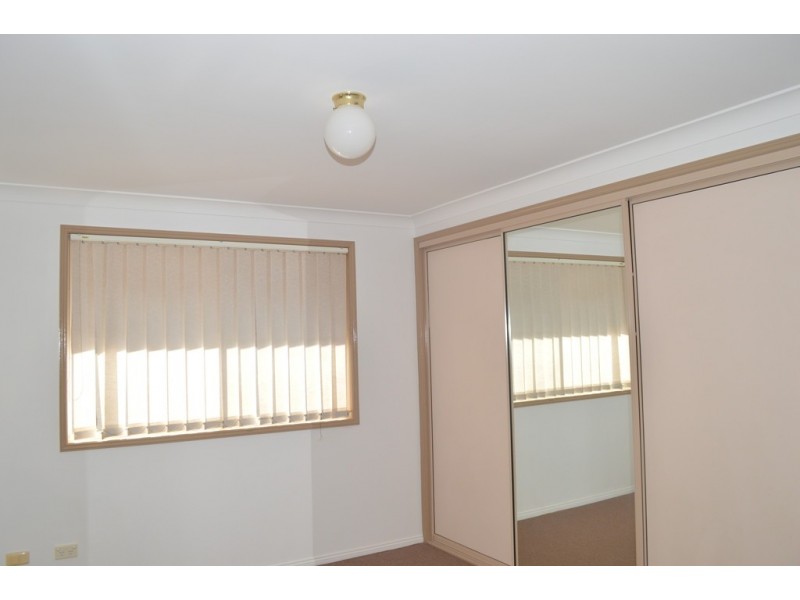 2/6 Araluen Court, Kearneys Spring QLD 4350