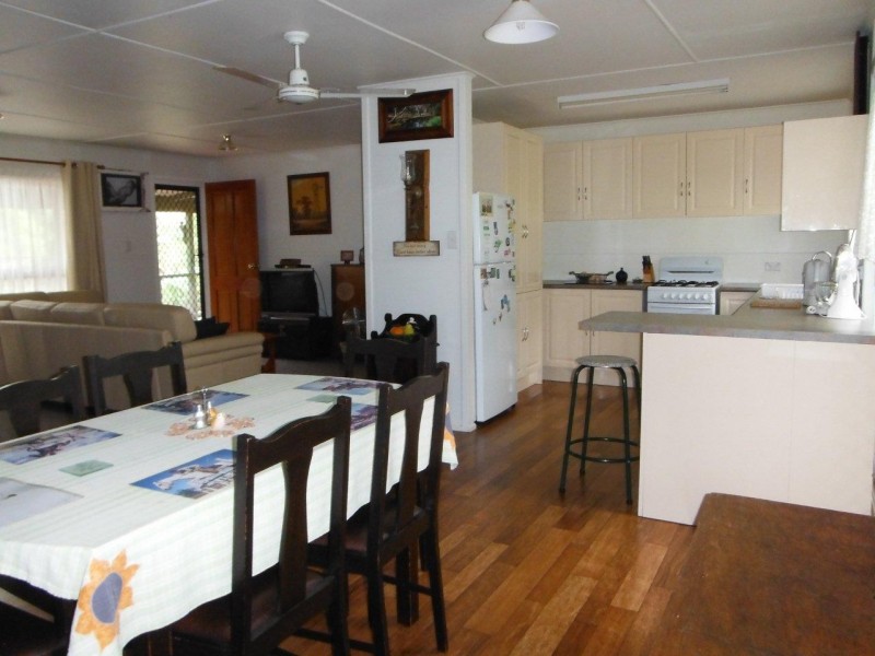 8 Talisker Street, Kingsthorpe QLD 4400