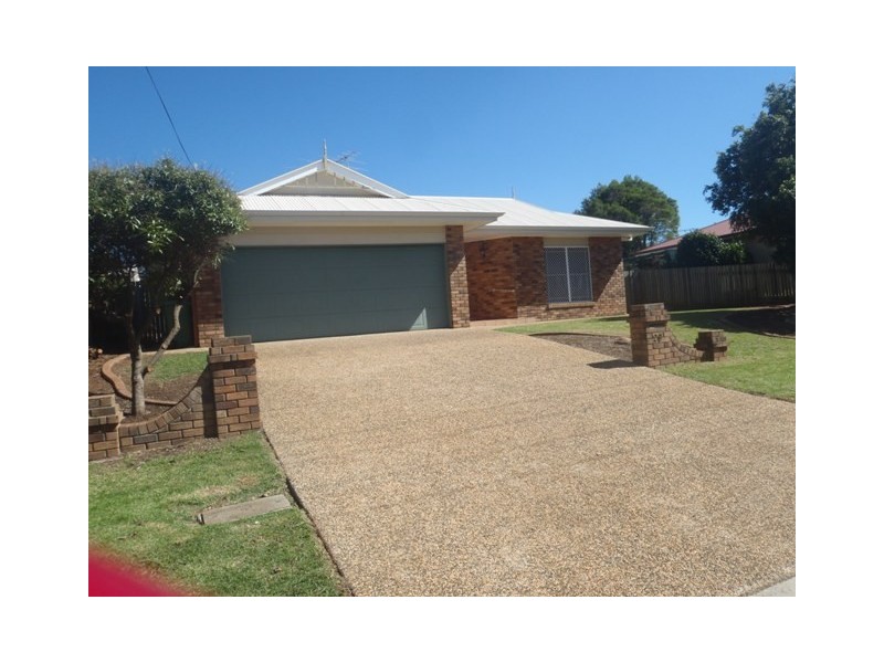 29 Traminer Drive, Wilsonton QLD 4350