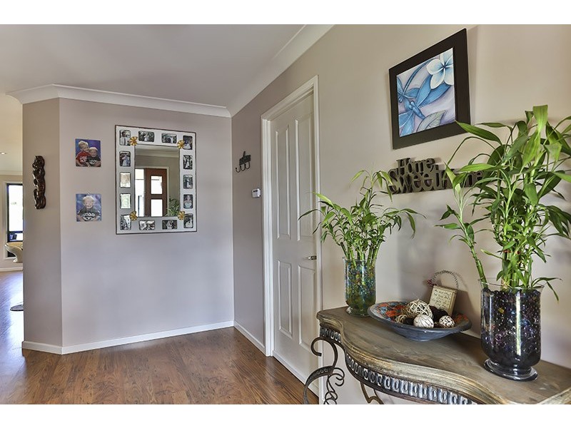20 Kookaburra Court, Meringandan West QLD 4352