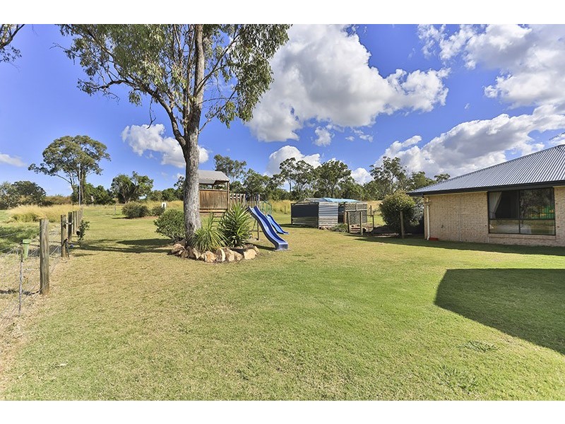 20 Kookaburra Court, Meringandan West QLD 4352