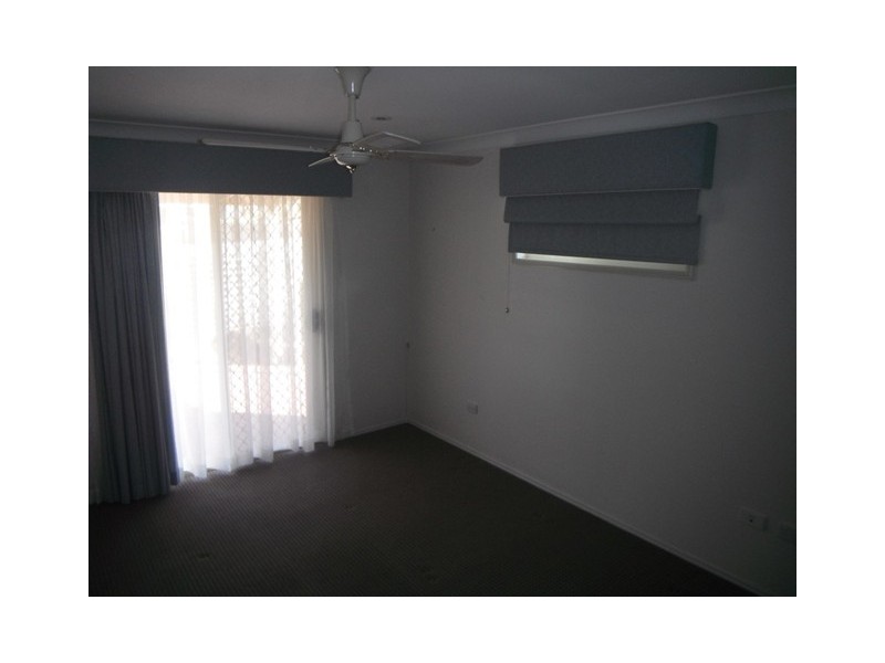 2/16 Kauri Street, Kearneys Spring QLD 4350