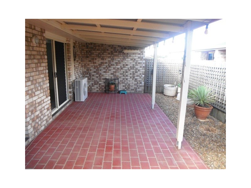 2/16 Kauri Street, Kearneys Spring QLD 4350